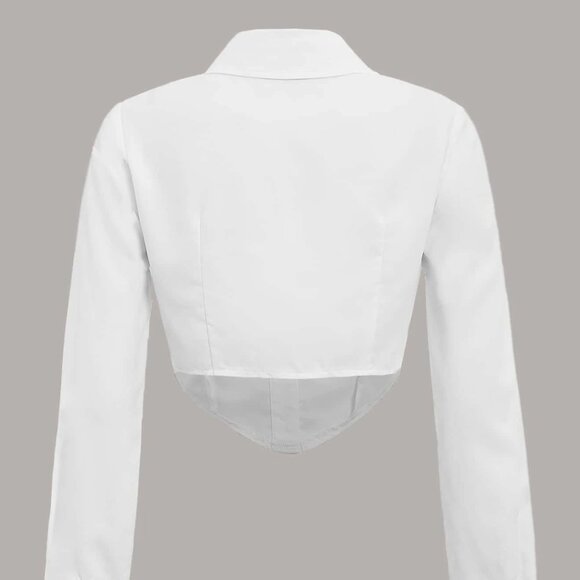 Curvy Sz 2X! White Cropped Button Down | Modern Capsule Essential - Picture 2 of 8